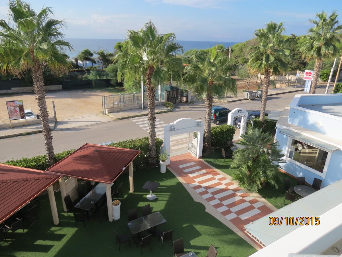 Costa Azzurra Hotel Pulsano Exterior photo